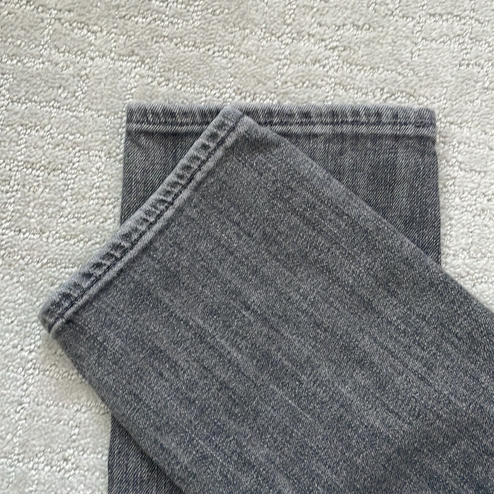 ZARA Gray Women’s Mid-Rise Straight Leg Jeans - Picture 6 of 6
